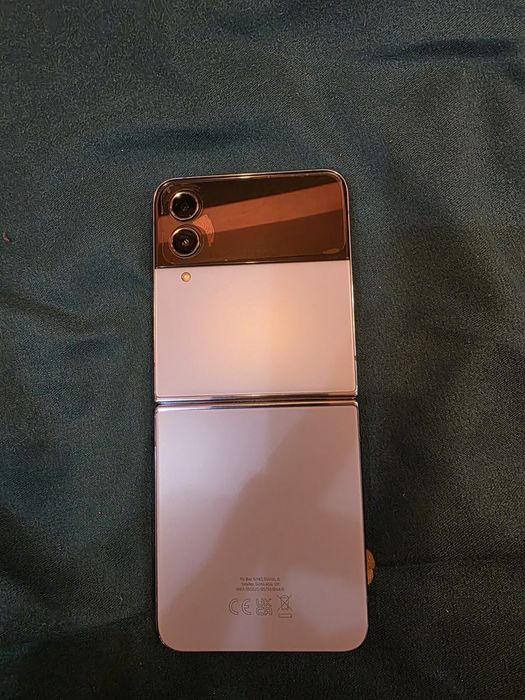 Samsung Z Flip 4 5G 256GB