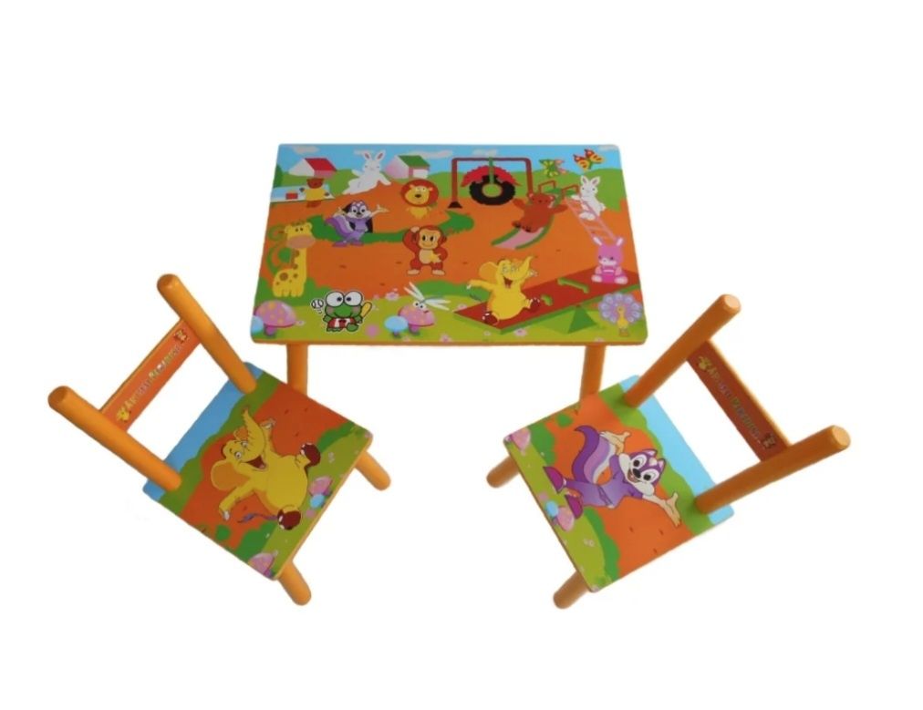 Set masuta cu doua scaune din lemn pestisori zana girafa broasca