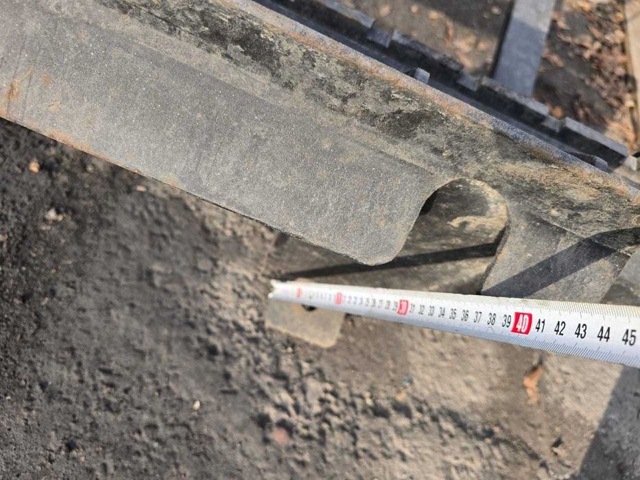 Вилы  Паллетные вилы Bobcat, Wecan, Case, Longking,