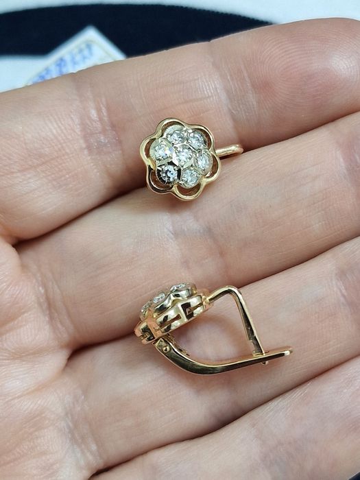 Серьги  союз  с якутскими бриллиантами