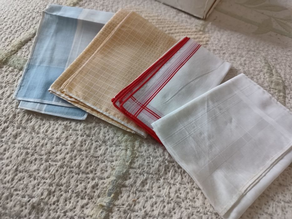 Дамски носни кърпи