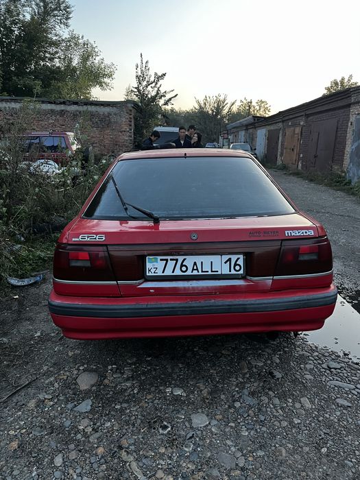 Продам мазду 626