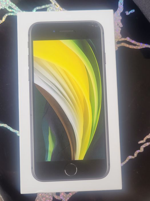 Vand telefon  Iphone SE 2023