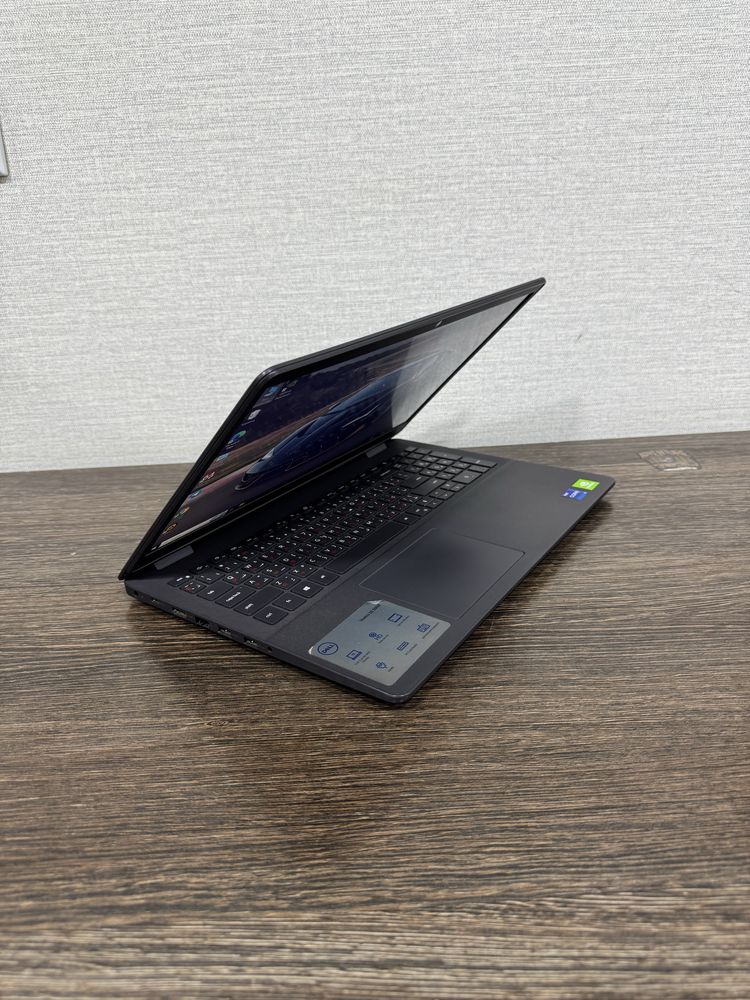 11-Го Поколения Dell Vostro intel Core i7 Nvidia MX330 DDR5 15.6 IPS!