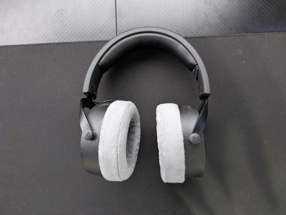 Casti studio Beyerdynamic DT 700 PRO X