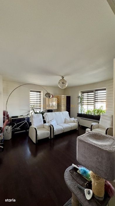 Apartament deosebit, 3 camere, 105 mp, , etaj 4.