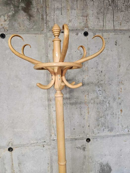 Шкаф в стил Луи 15