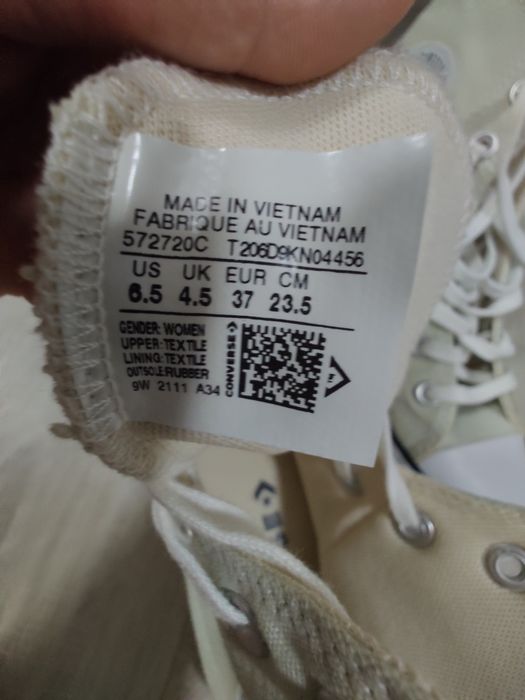 Tenesi damă converse