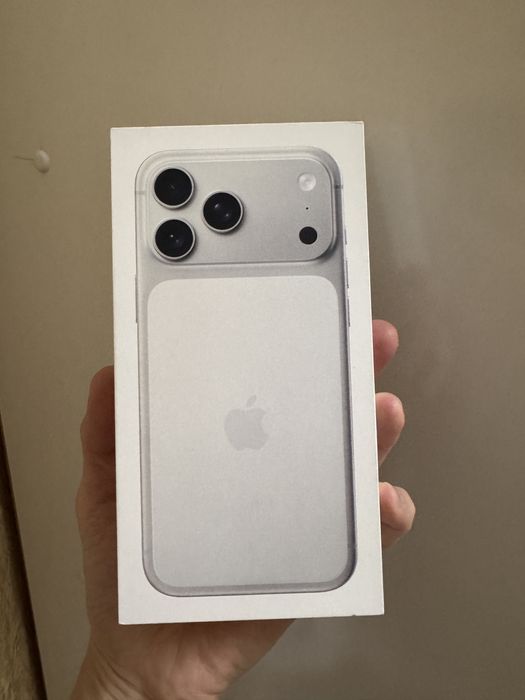 Iphone 17 pro max 256gb LL/A Silver