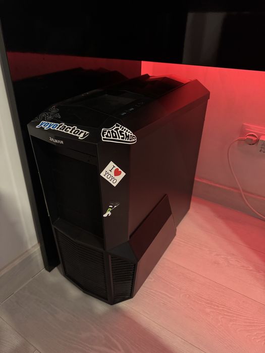 Vând Calculator Gaming + Monitor in stare perfecta de funcționare!!