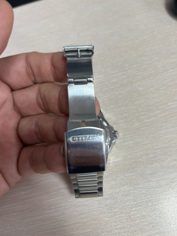 Ръчен часовник “CITIZEN” от