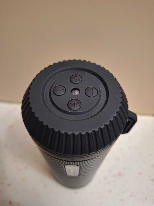Boxa portabila New Rixing cu Bluetooth, USB si lanterna