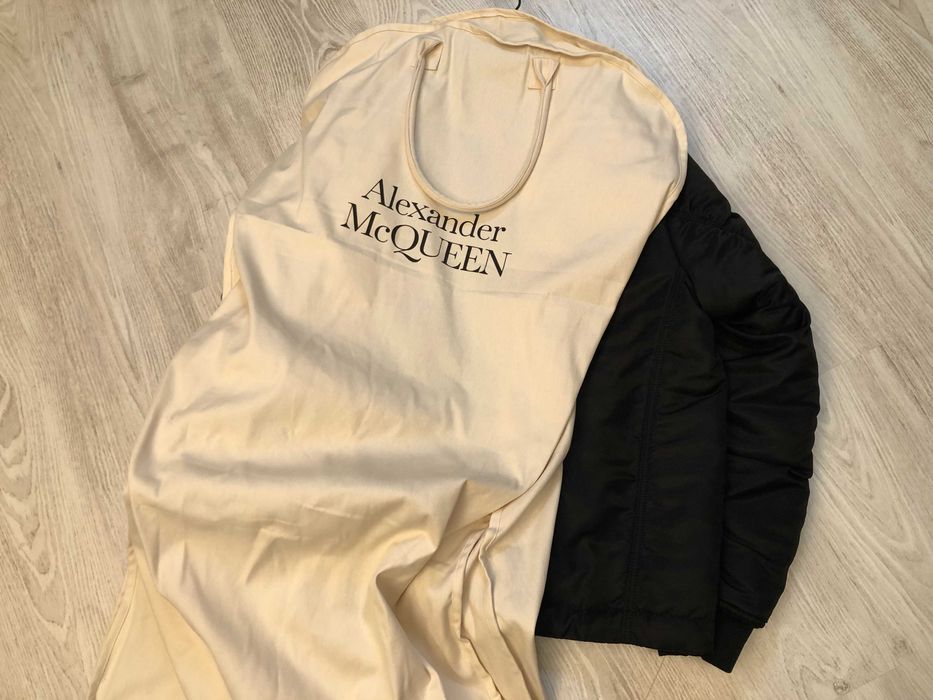 Alexander McQueen geaca M sau 48 italy originala, retail 2510 euro