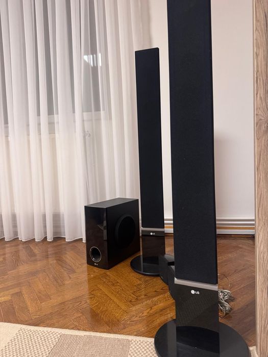 Vand sistem audio 5.1 marca LG
