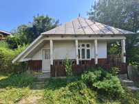 Casa traditionala - 3 Construcții și Gradina – Farmec Tradițional