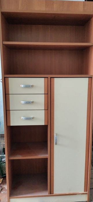 Шкаф,компьютерный стол ,цена за все 30 тыс