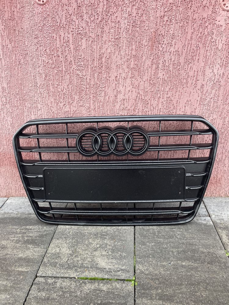 Vand Grilă  Audi A5 2011-2016