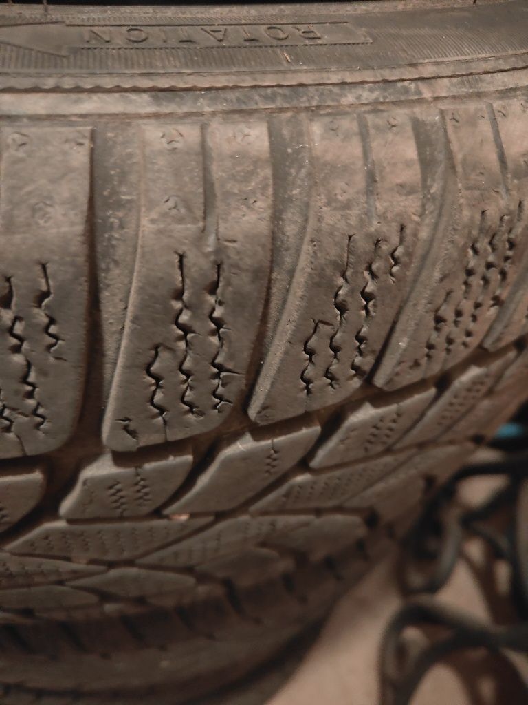 Anvelope cauciucuri iarnă Dunlop, 225/50/R18
