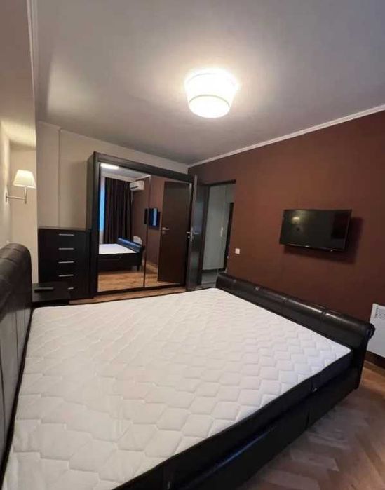 Дава се под наем Двустаен апартамент в Пловдив, Старият град - 60 кв.м за 270.3 € - Снимка #1