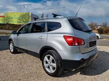 Vând Nissan Qasqai+2