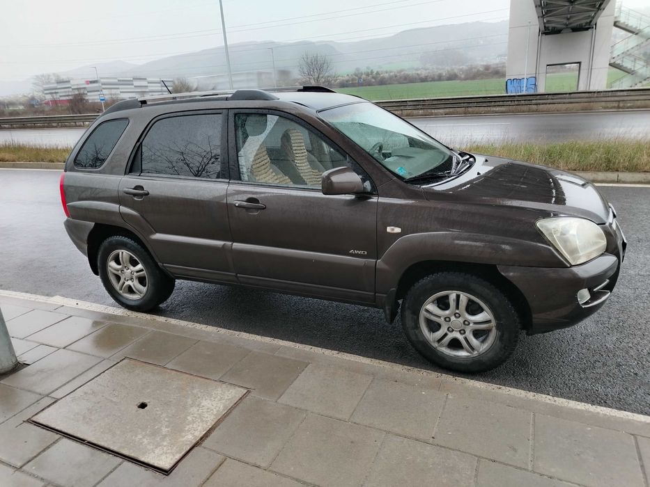 Kia Sportage, 150 к.с., Газ-бензин,обслужен,регистриран,всичко платено