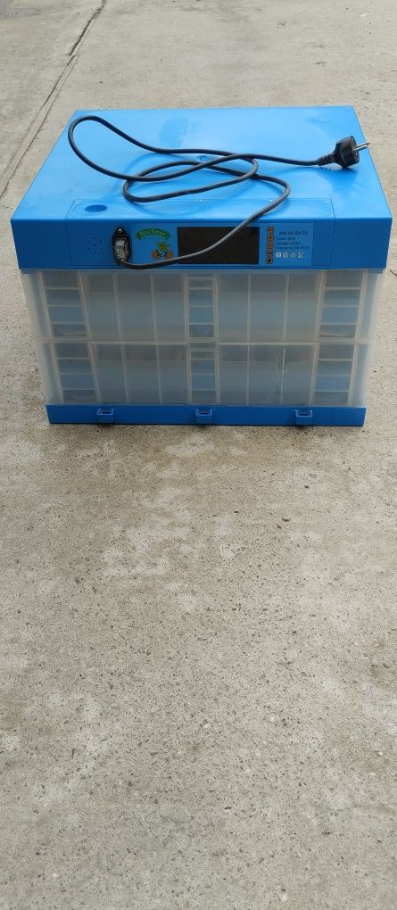 incubator de oua 128