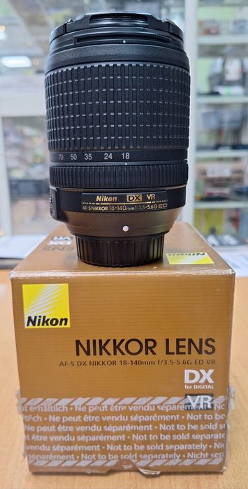 Nikkor AF-S 18-140mm VR(мощный зум объектив,стаб,абсолютно как новый)