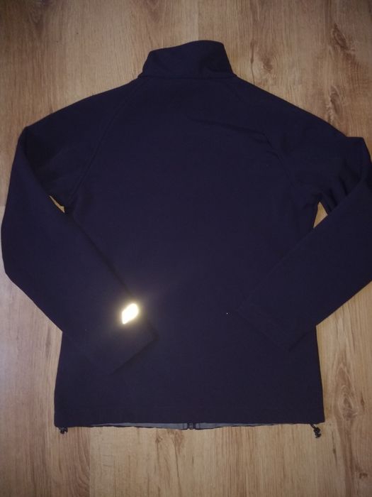 Geaca softshell damă New Balance mărimea S