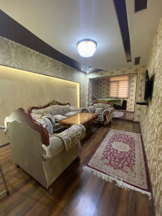 Продается 4х ком квартира, ориентир: Ц-5, 1м²