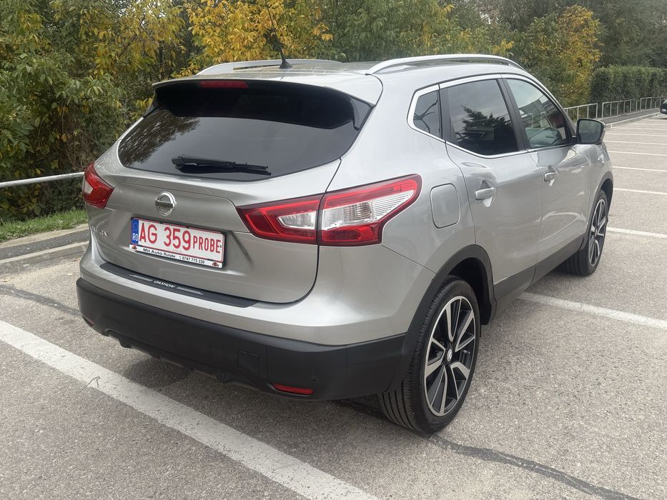 Nissan Qashqai / 2016 / 1.2 Tce / Euro 6 / Navi / Panorama /Km Reali