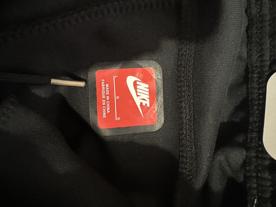 Nike tech in colaborare cu syna