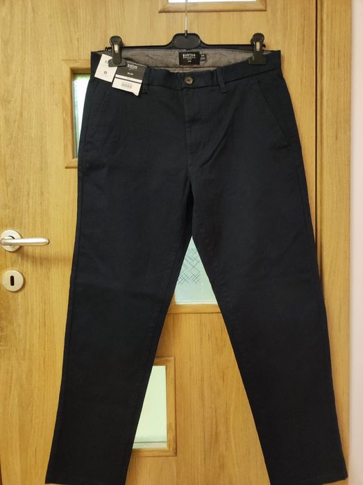 Ликвидация: Нов мъжки панталон Burton