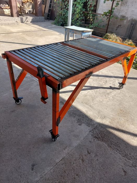 Стол металлический (верстак)