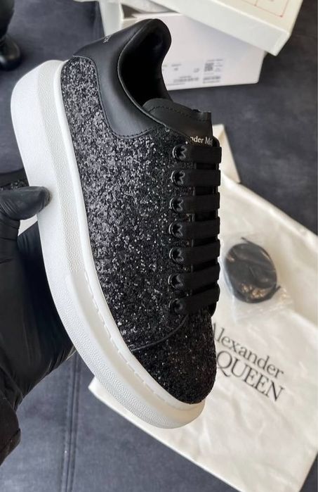 Adidasi Alexander Mcqueen cu sclipici glitter