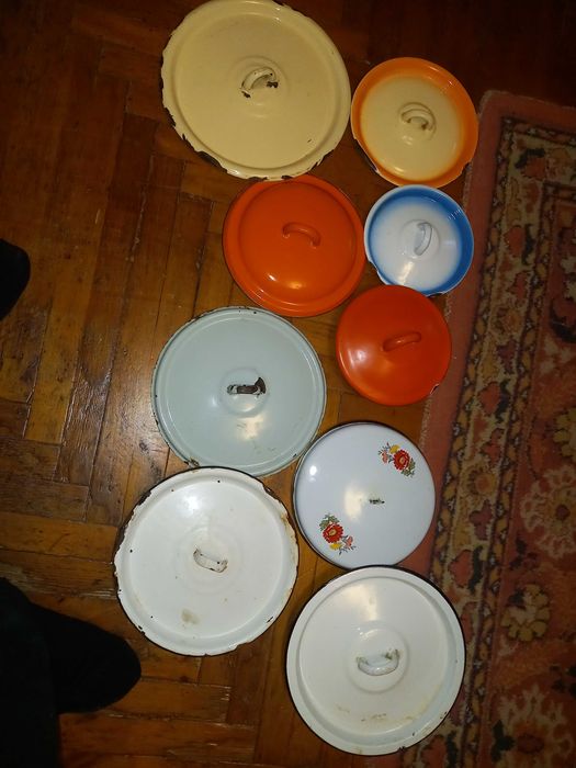 Крышка от кастрюля