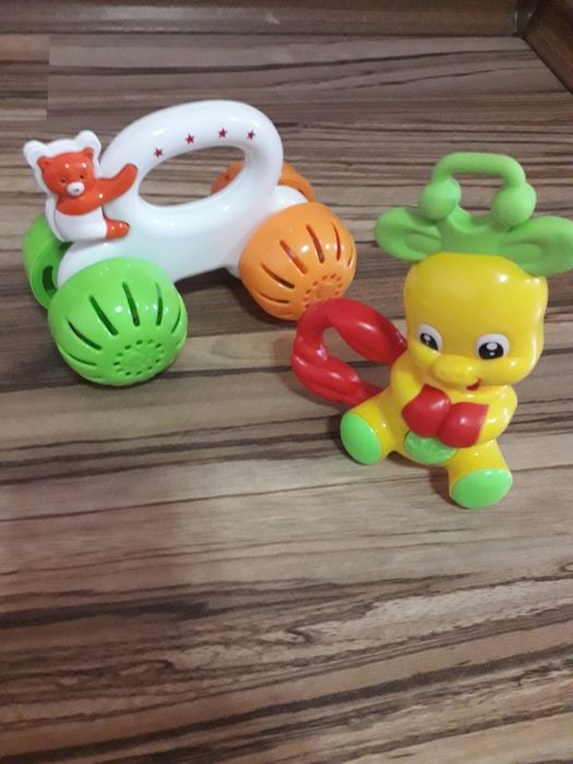 Бебешки плюшени играчки