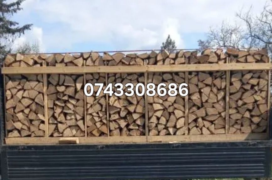 Lemne de foc salcâm stejar fag uscate și tăiate la palet