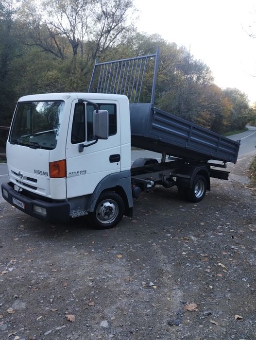 Транспортни услуги със самосвал на Топ цени !Кош 3.80м на 2.02м