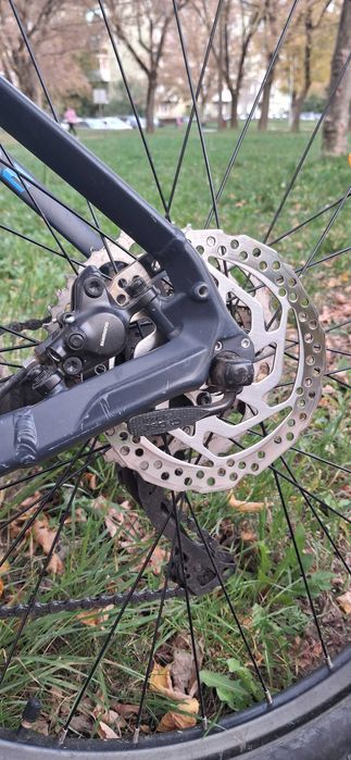 Bicicleta Devron, echipare Deore