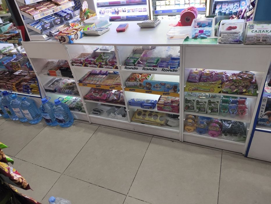 Полка для магазина кассавая зона