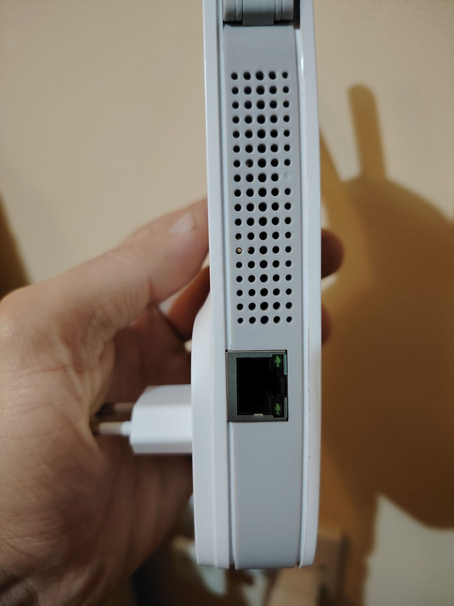 WiFi Extender AC1750 TP-LINK RE450, Dual-Band 450 + 1300 Mbps