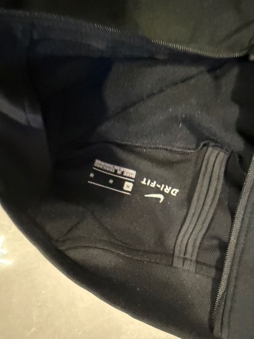 Nike горнище като ново не използвано