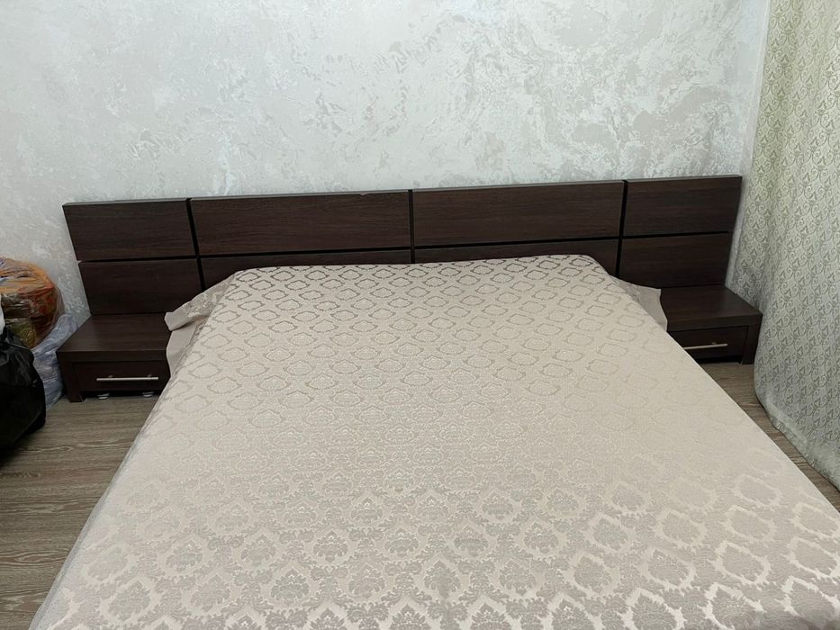 Спальний гарнитур