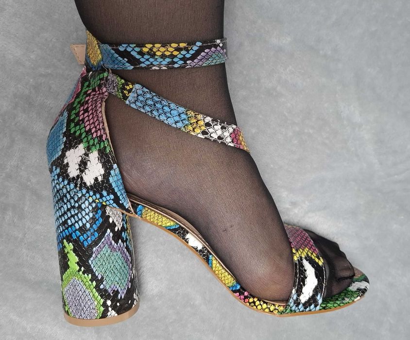 Sandale deosebite, multicolore, cu toc inalt gros, Zapatos, 40-41