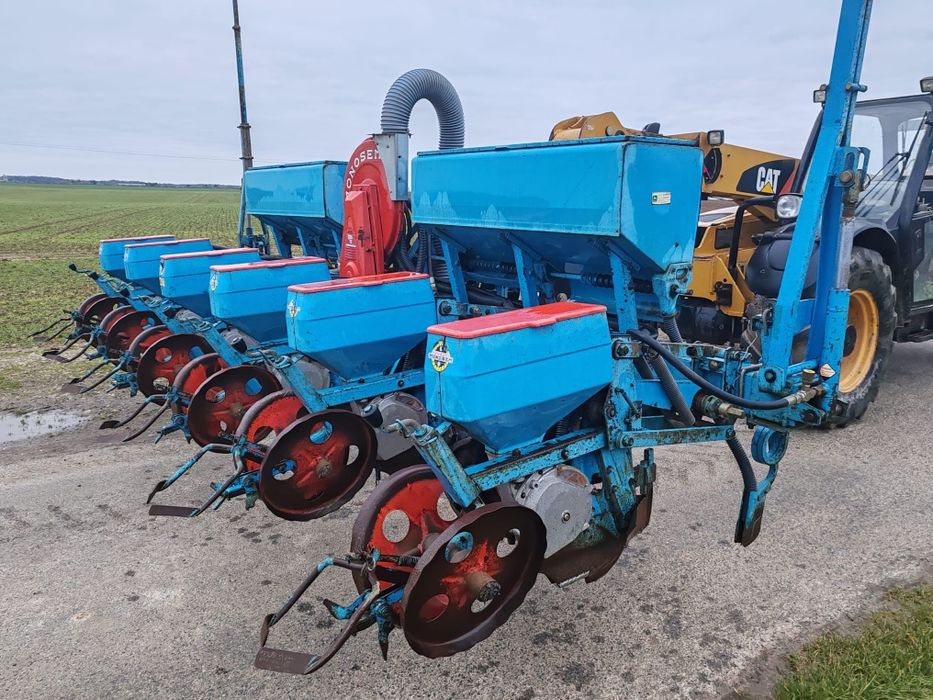 Semanatoare prasitoare