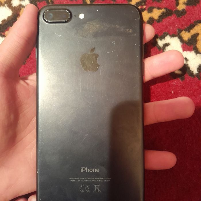 Айфон 7+ цена 40к