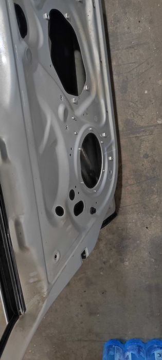 Usa stanga fata volkswagen vw golf 6 variant cod vopsea LR7L
