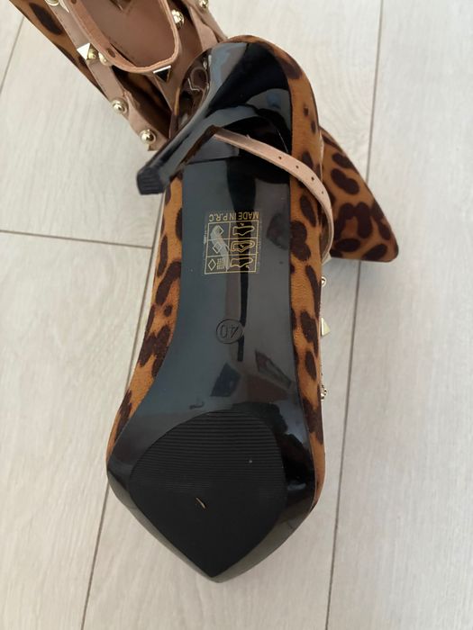 Дамски обувки  нови