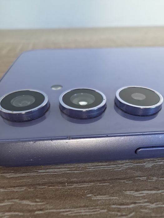 Samsung Galaxy A54 8 GB RAM, 128 GB Вътрешна памет ЛИЛАВ