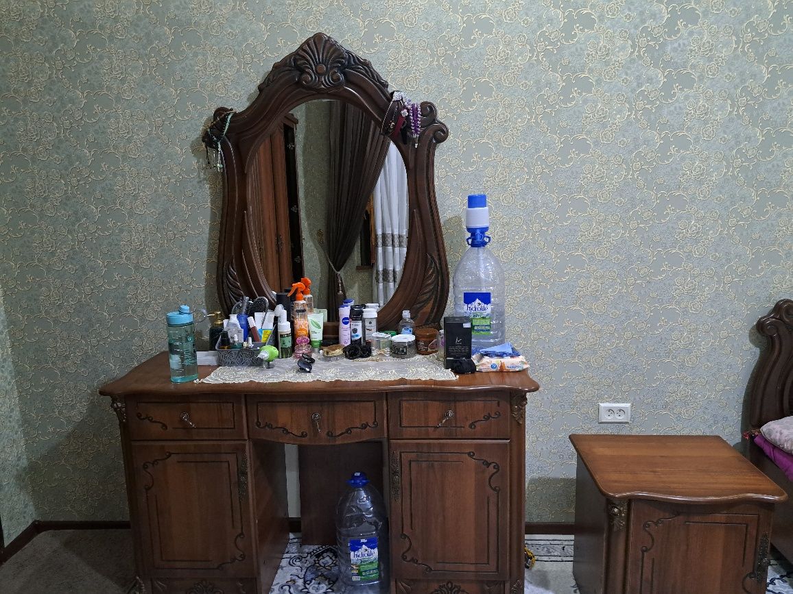 Продаётся мебель для спальни